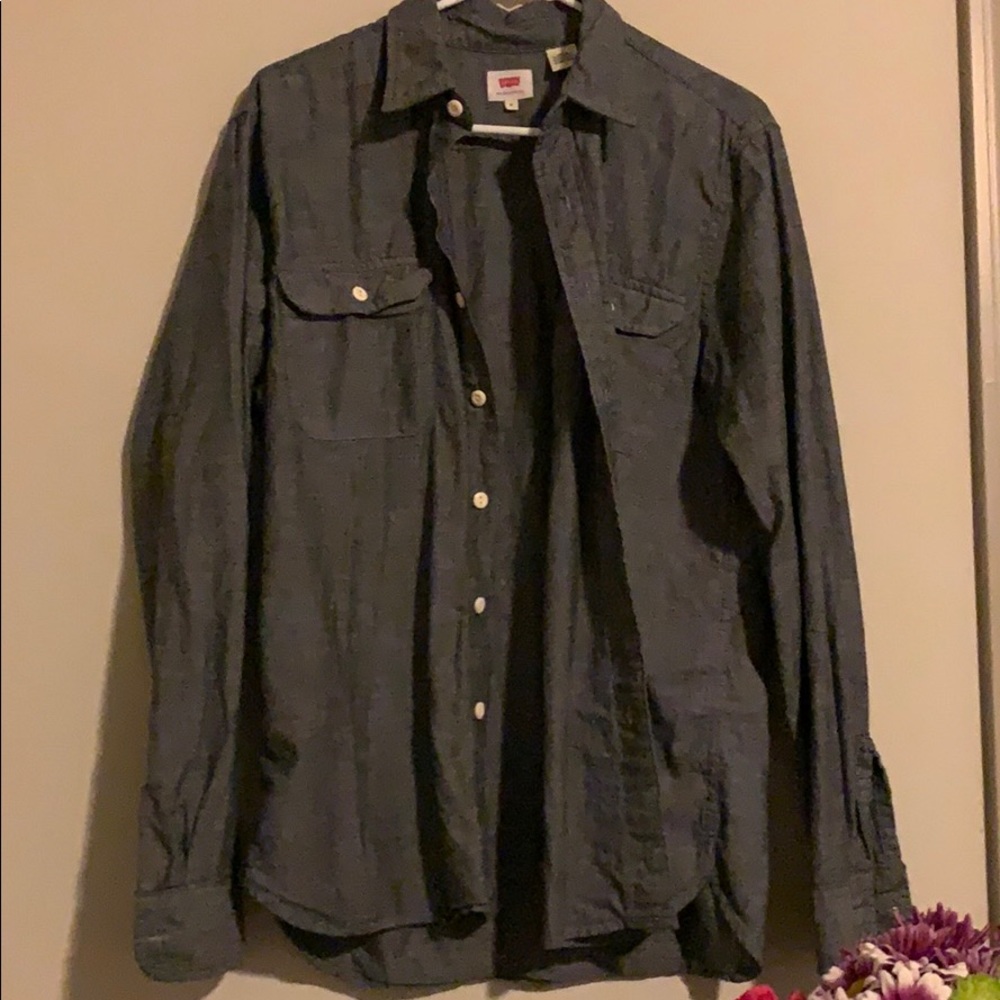 Levi’s men’s shirt